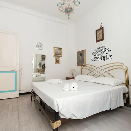 아파트 Steps From The Galliera Hospital And The Historic Center